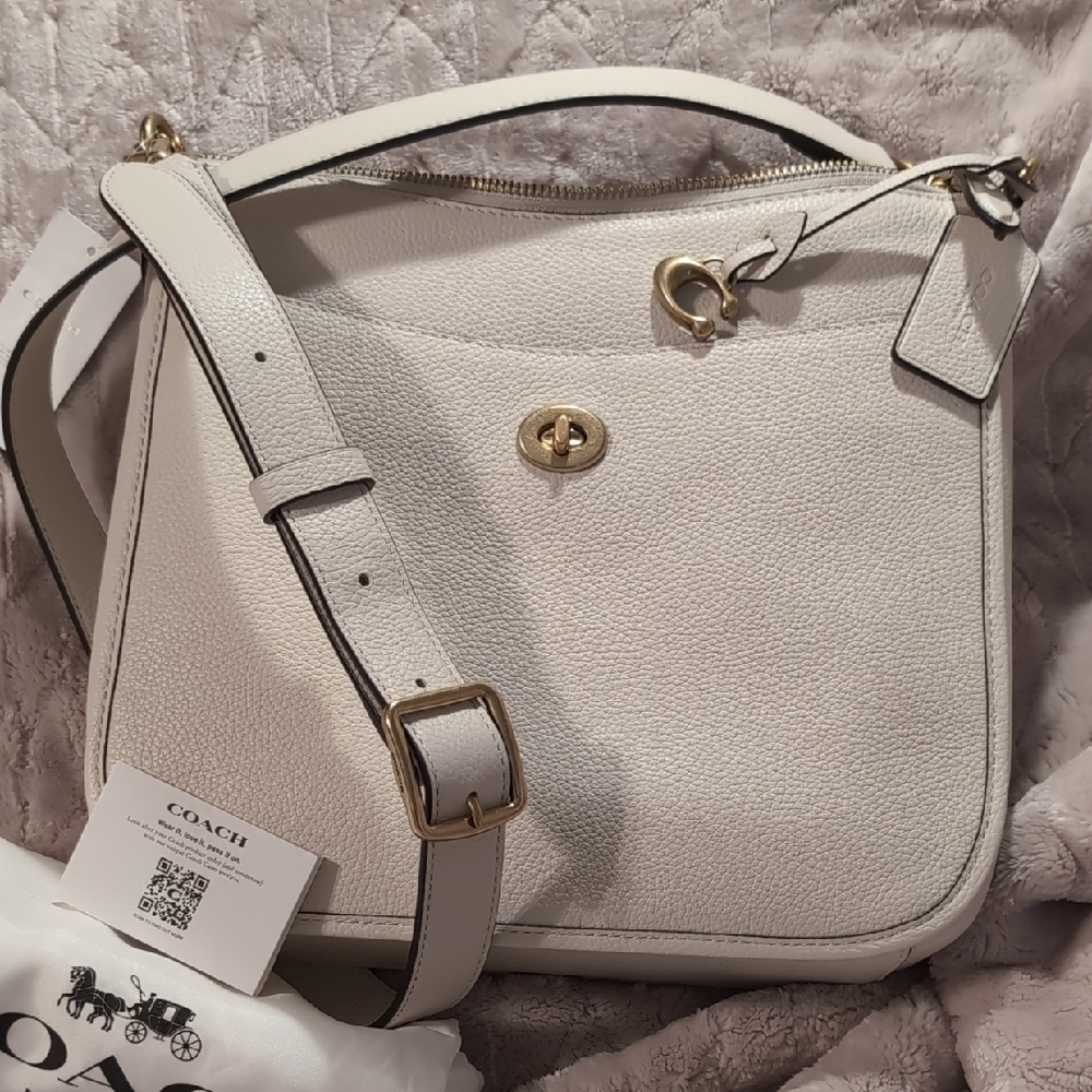 Coach White Pebbled Leather Shoulder Bag with Gold Hardware